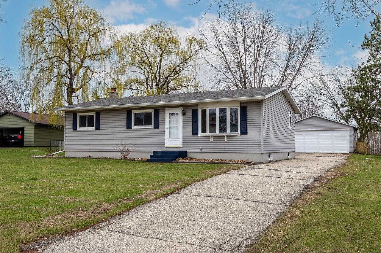 306 Neitzel DRIVE