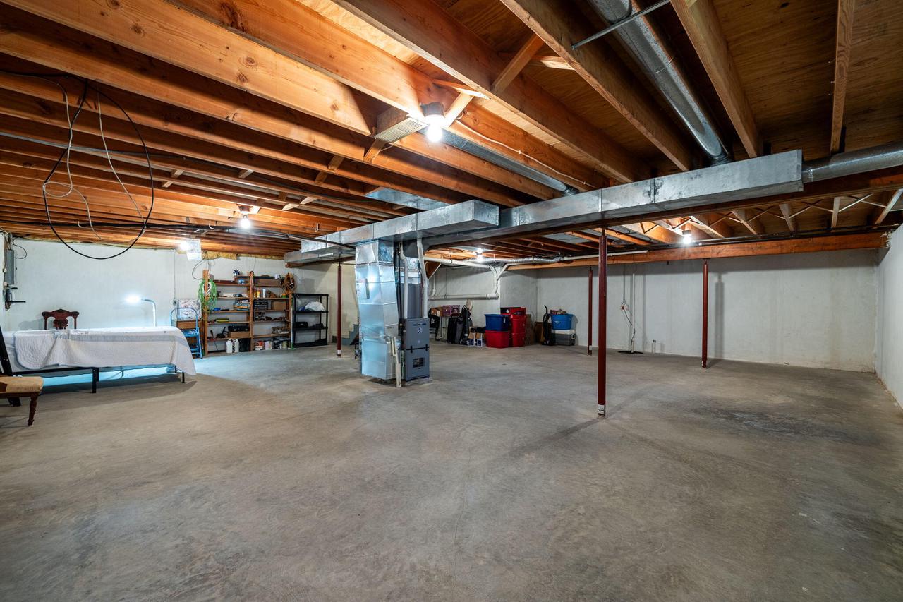 811 Sprague STREET 1