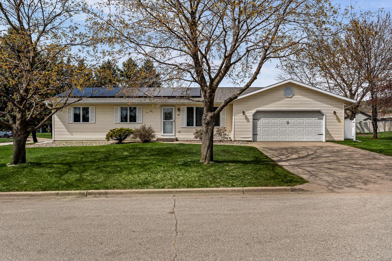 805 Harvest PLACE E E