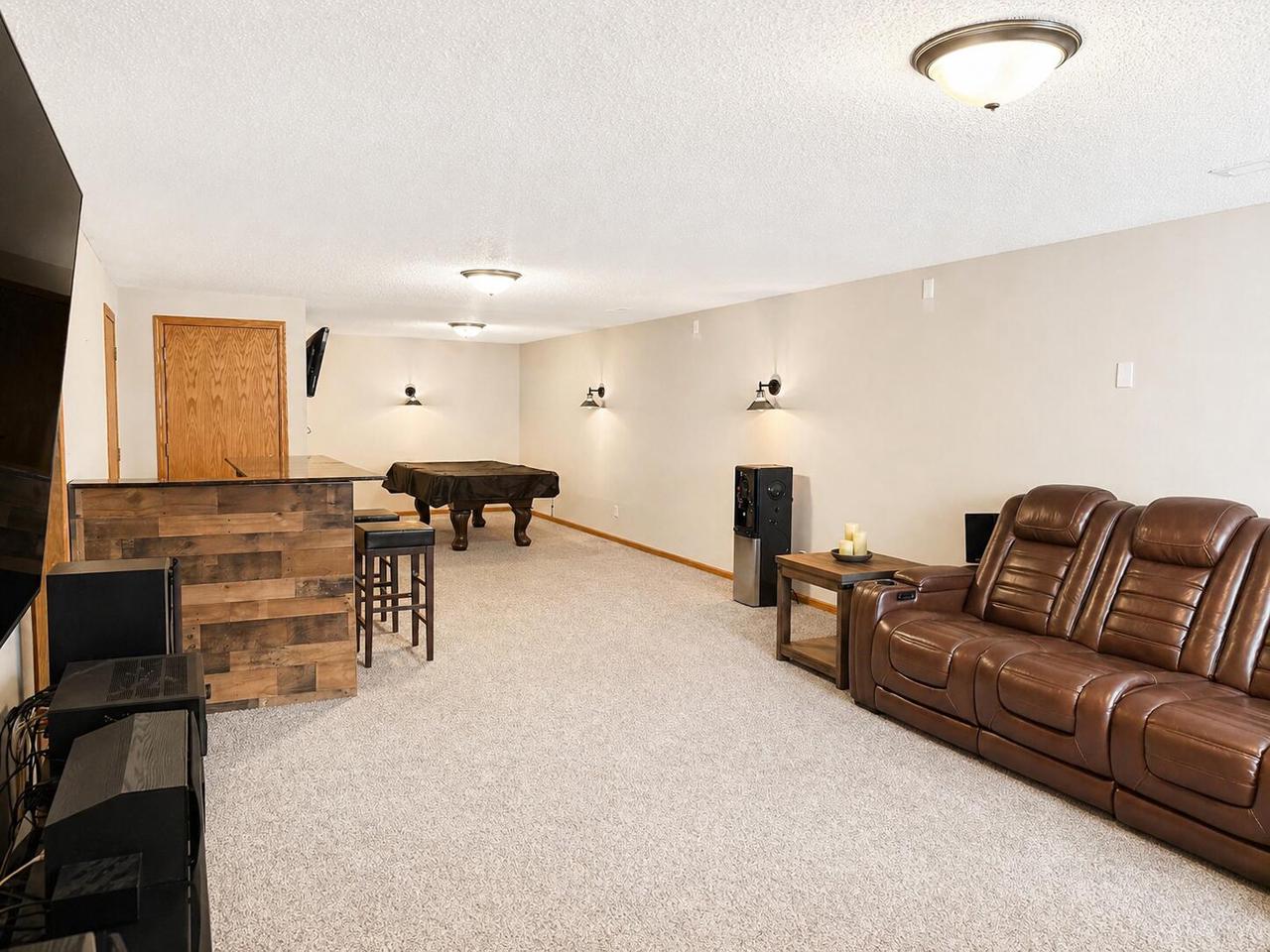 805 Harvest PLACE E E