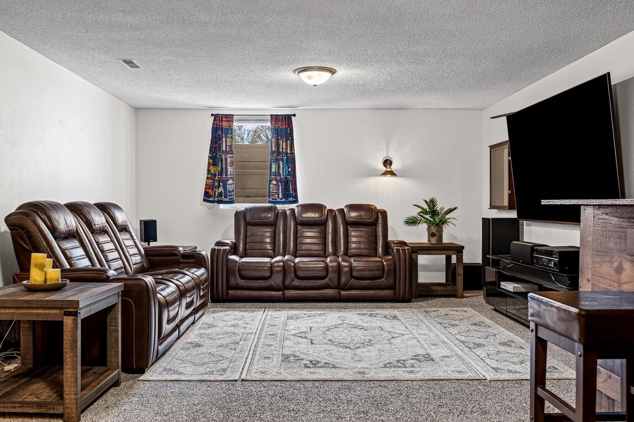 805 Harvest PLACE E E