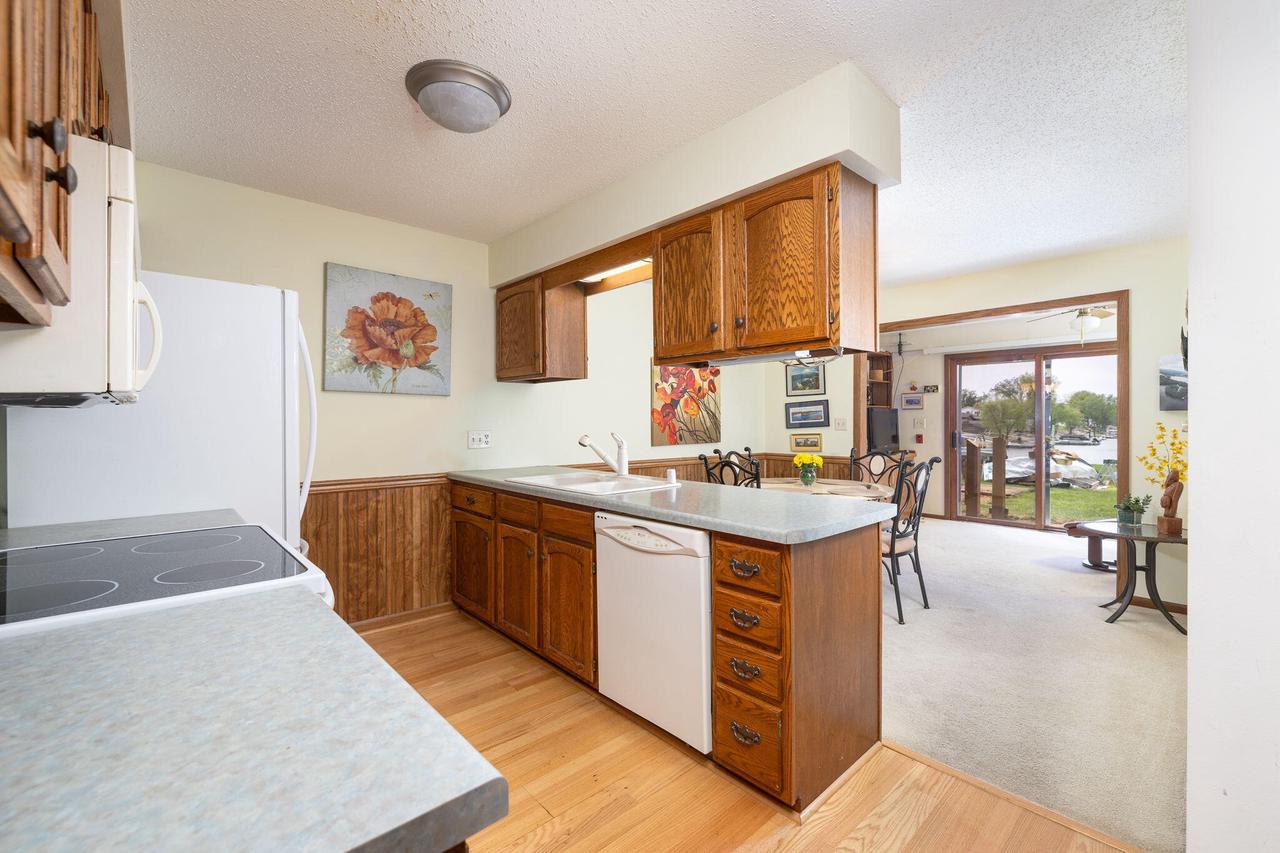 1341 Lauderdale PLACE