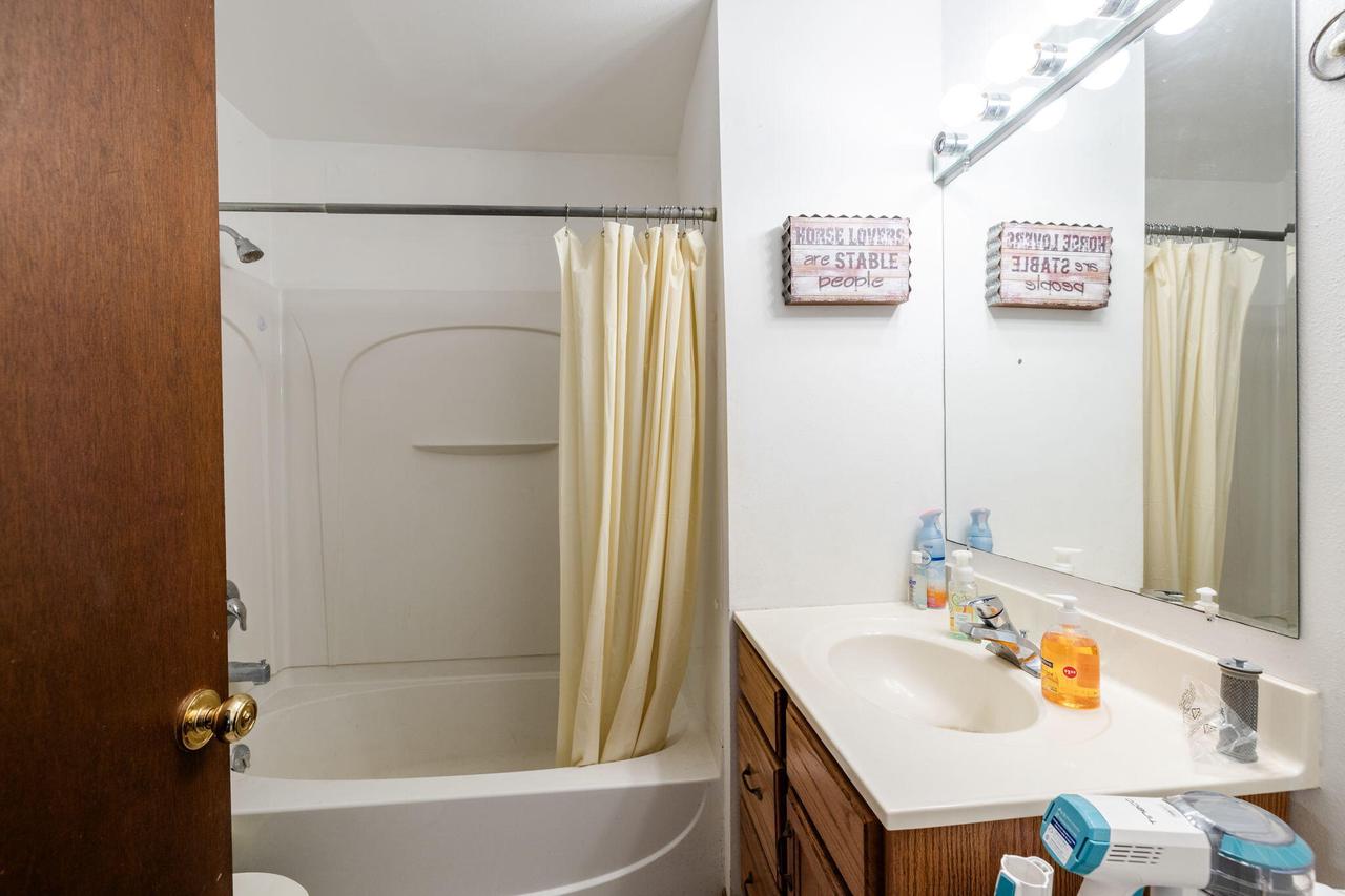 W4102 Ober ROAD