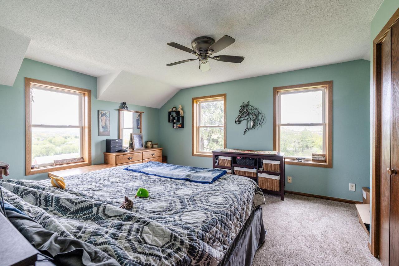 W4102 Ober ROAD