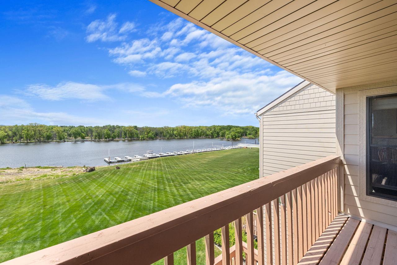 3328 Bayside COURT