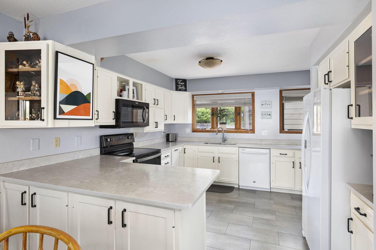 3328 Bayside COURT