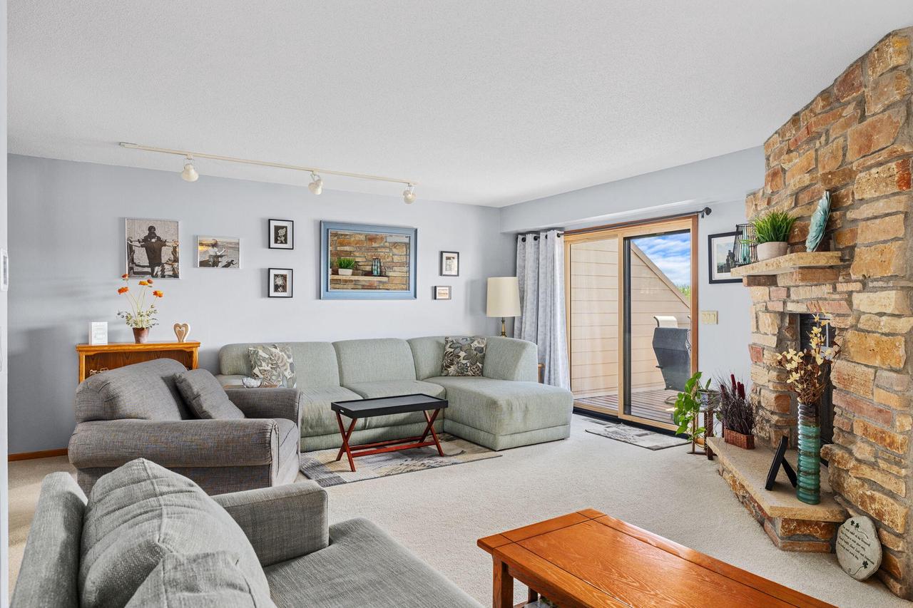 3328 Bayside COURT