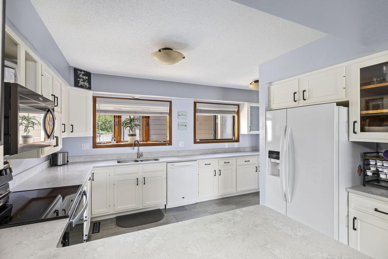 3328 Bayside COURT