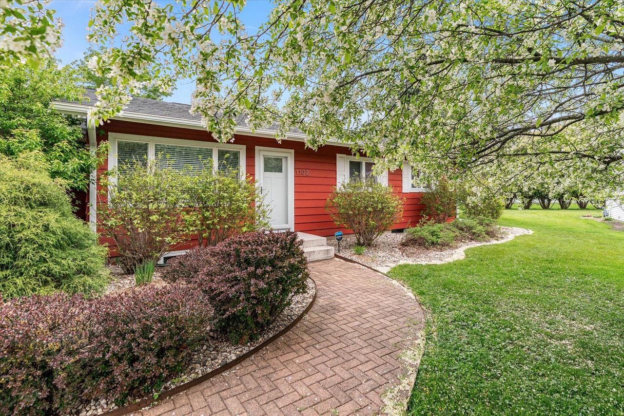 1102 Nancy COURT