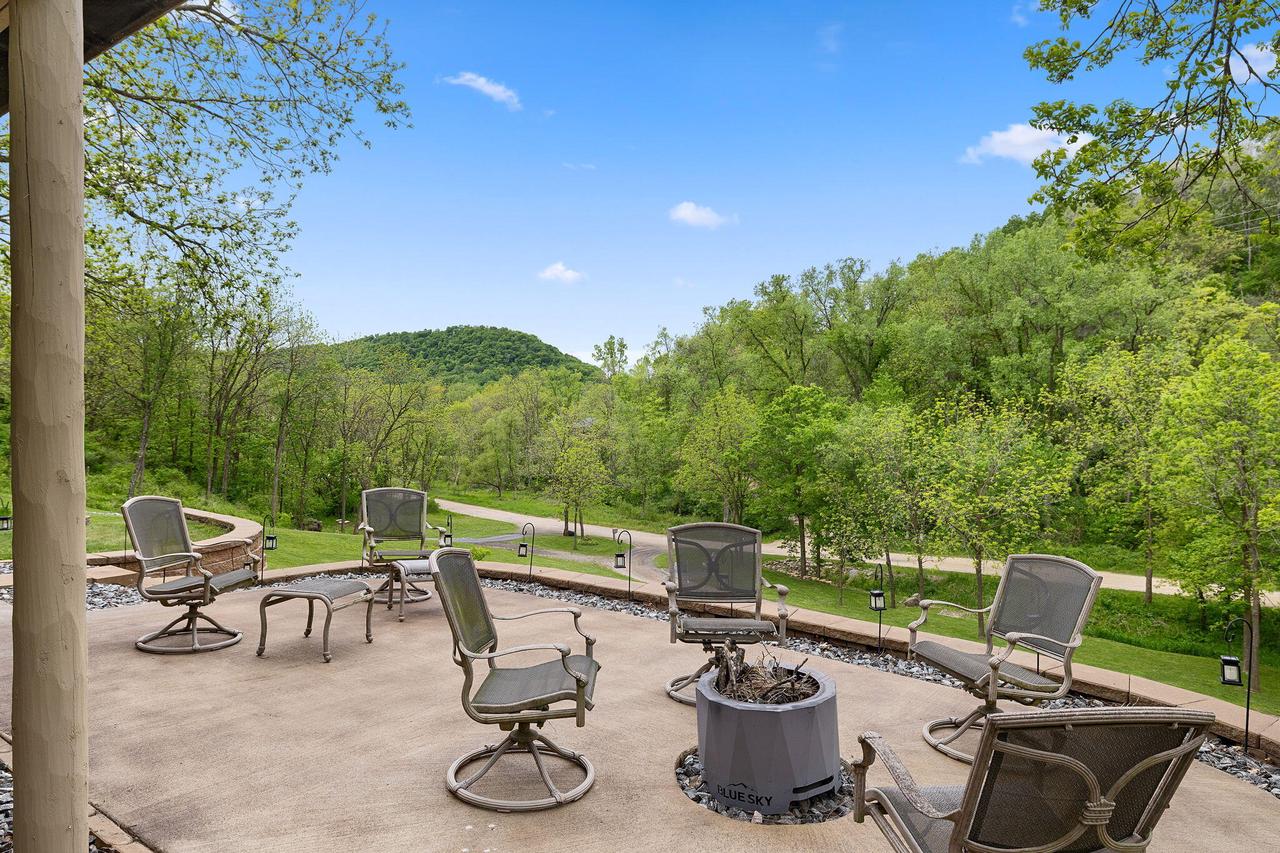N124 Cedar Hills LANE