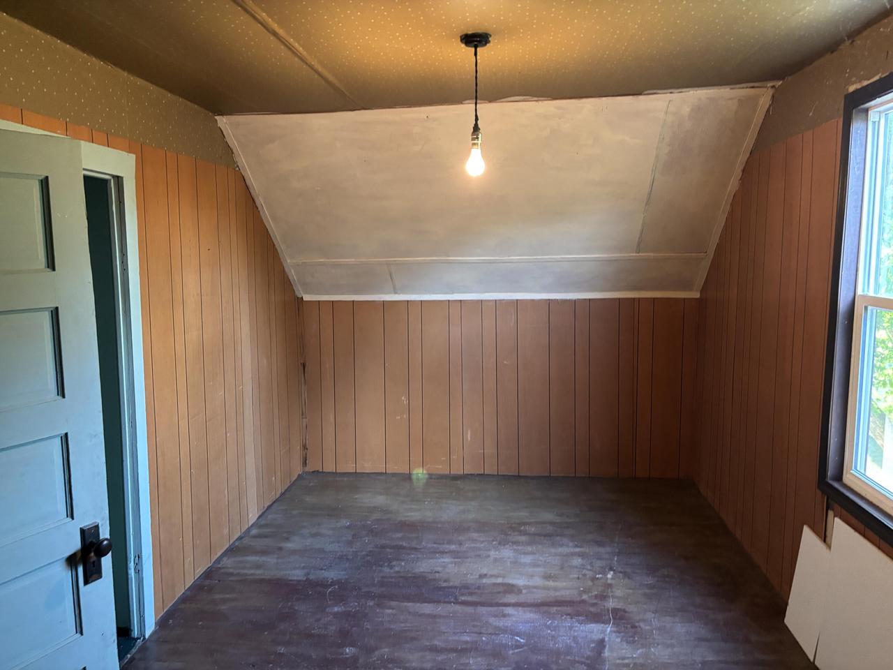 2707 Boschert STREET