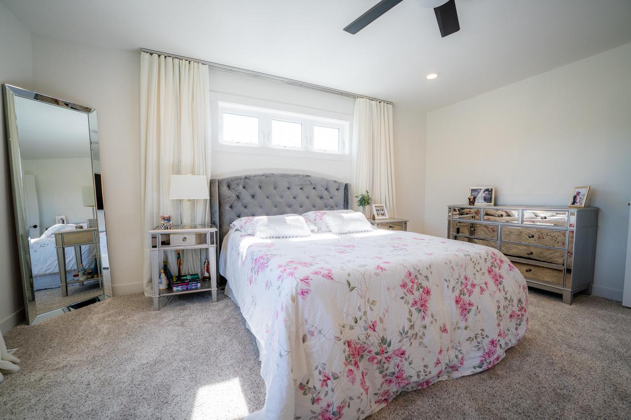 1713 Fox Glove STREET