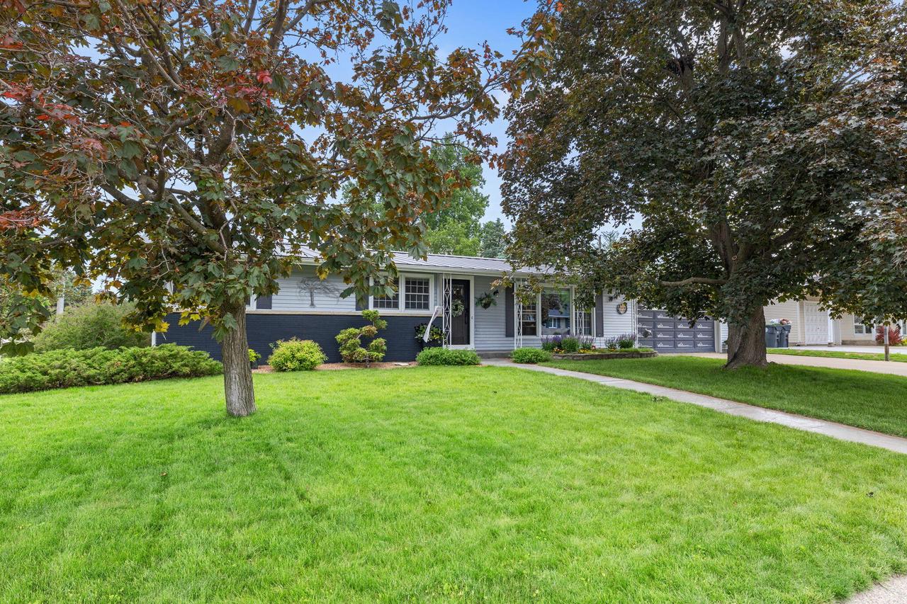 3003 Lincoln AVENUE