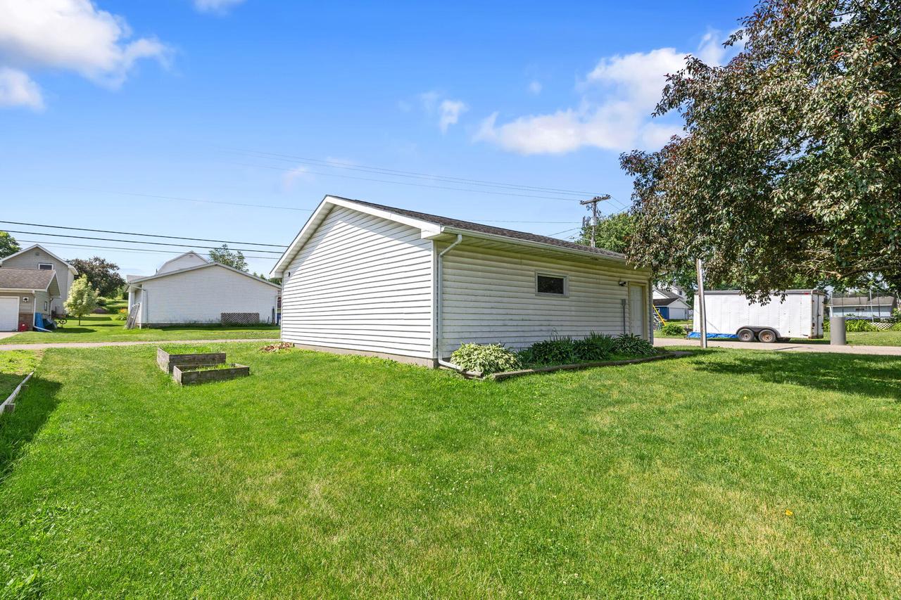 1215 Bangor STREET