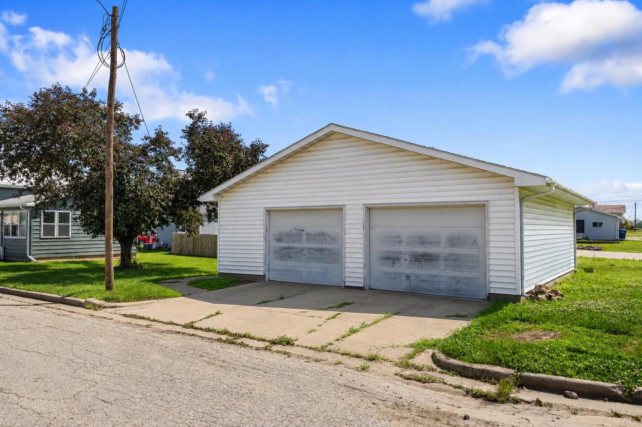 1215 Bangor STREET