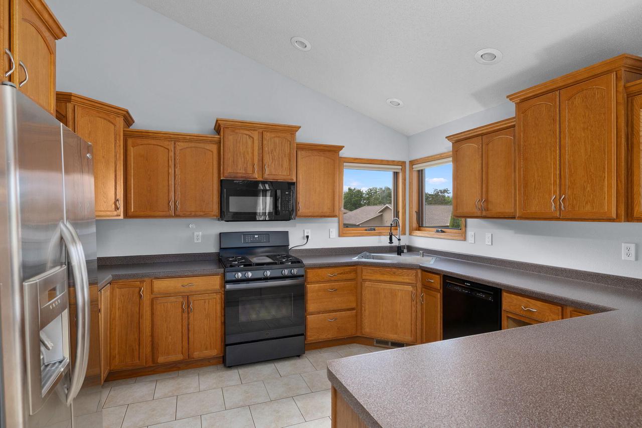 603 Knollwood DRIVE