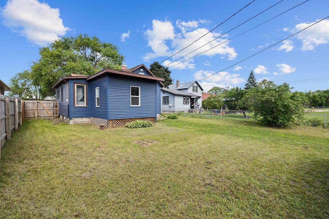522 Caledonia STREET