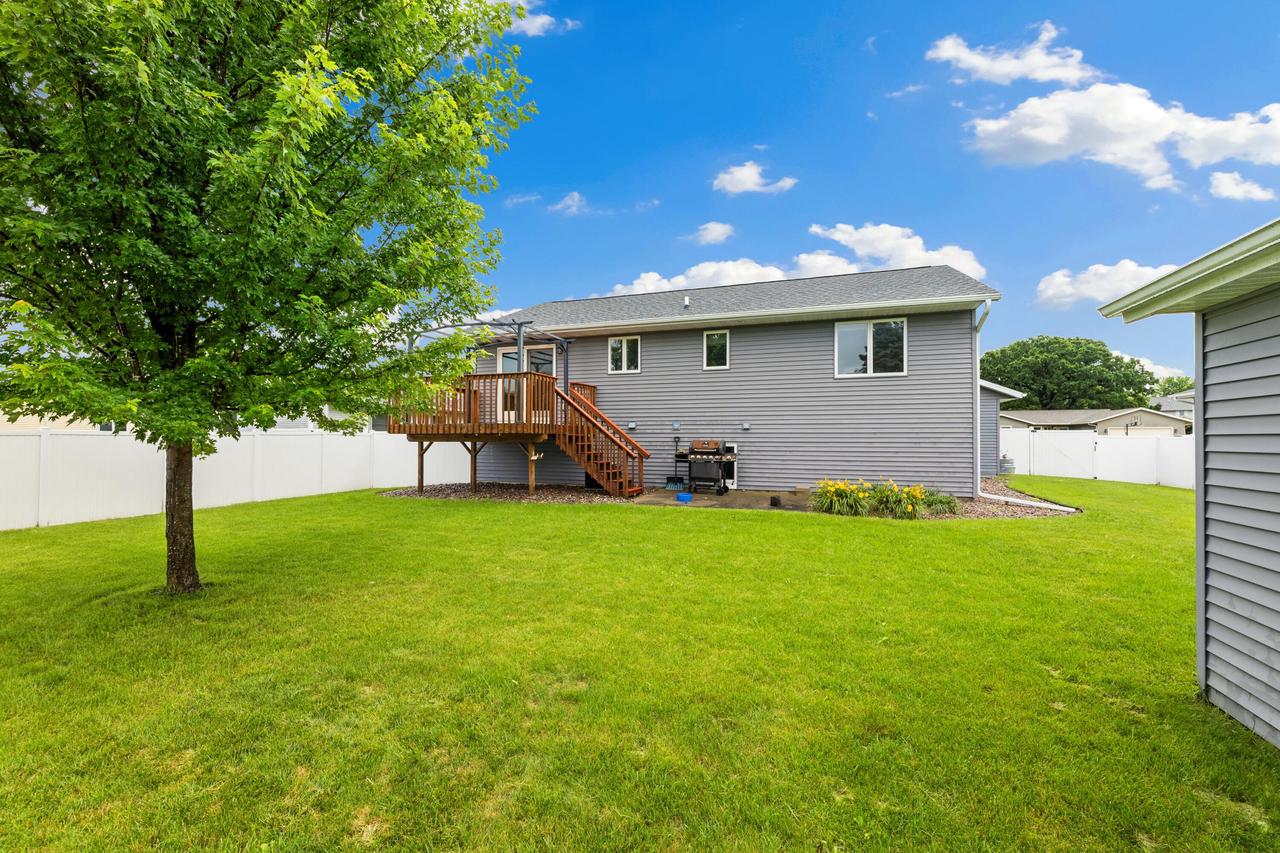 430 Lee DRIVE