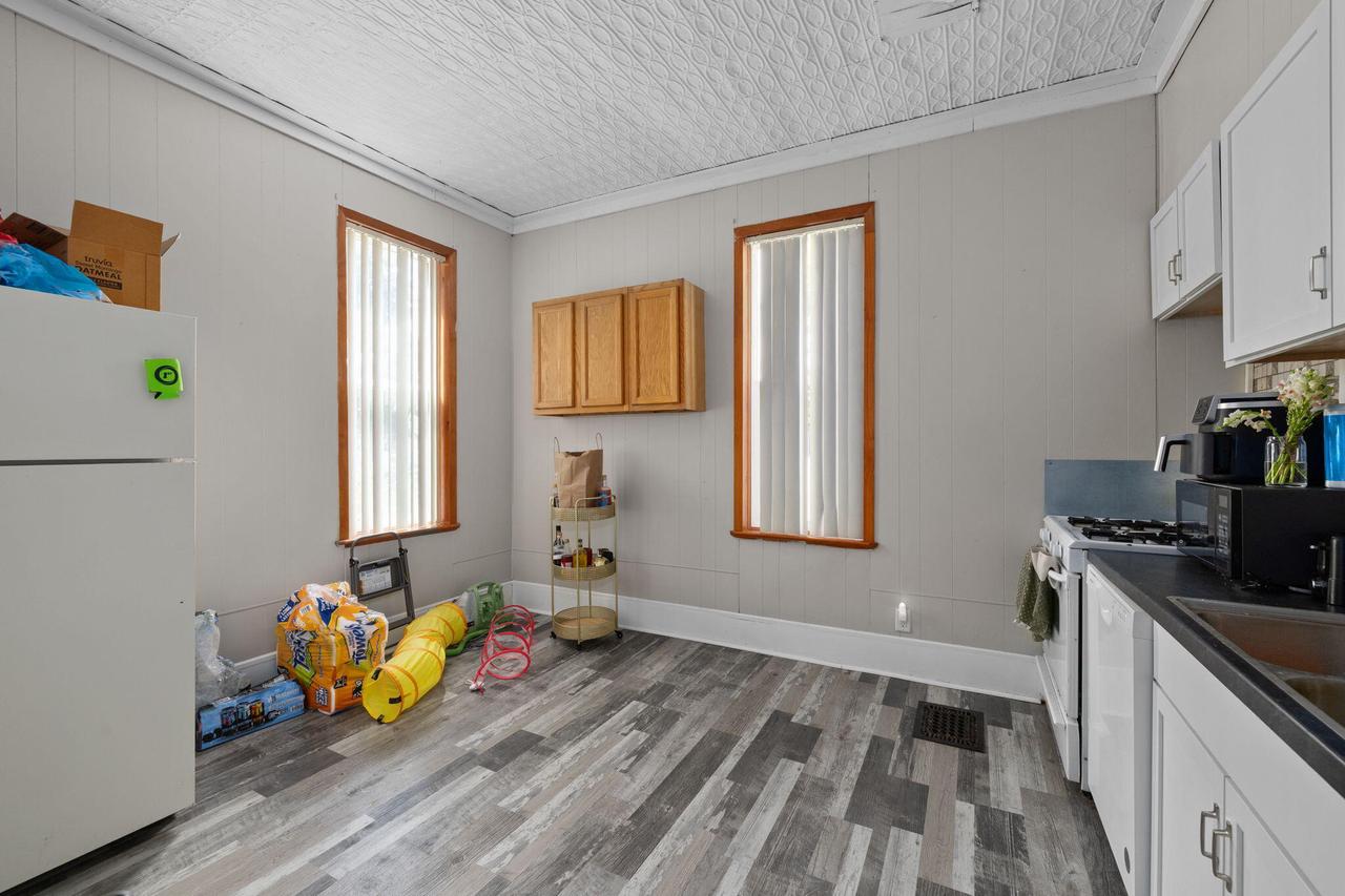 1016 8th STREET S S 1018