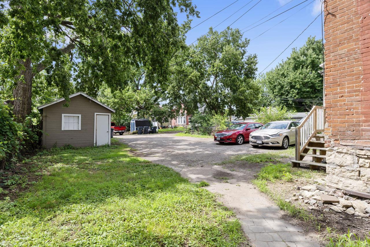 1016 8th STREET S S 1018