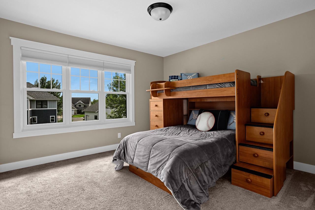 2380 Cobblestone COVE