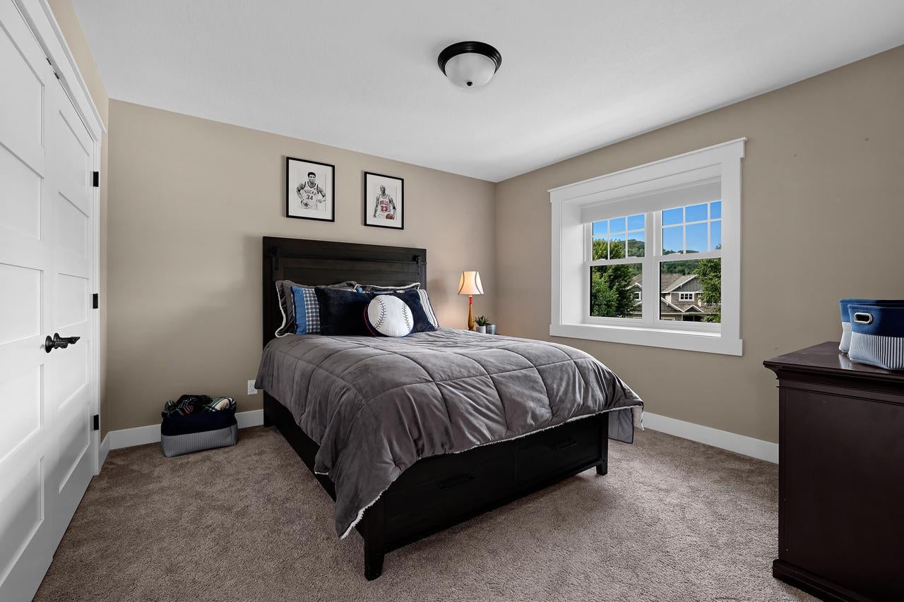 2380 Cobblestone COVE