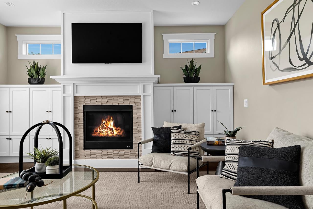 2380 Cobblestone COVE