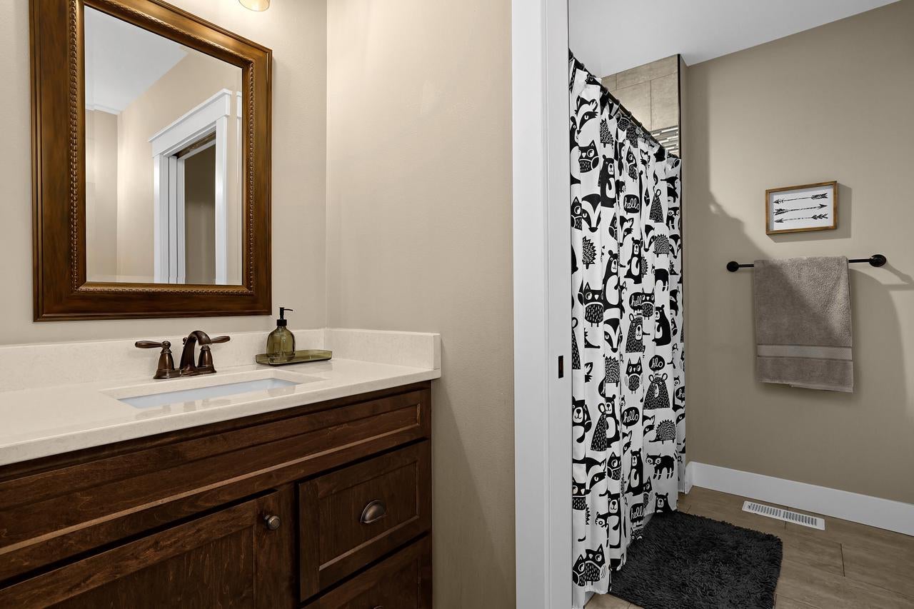 2380 Cobblestone COVE
