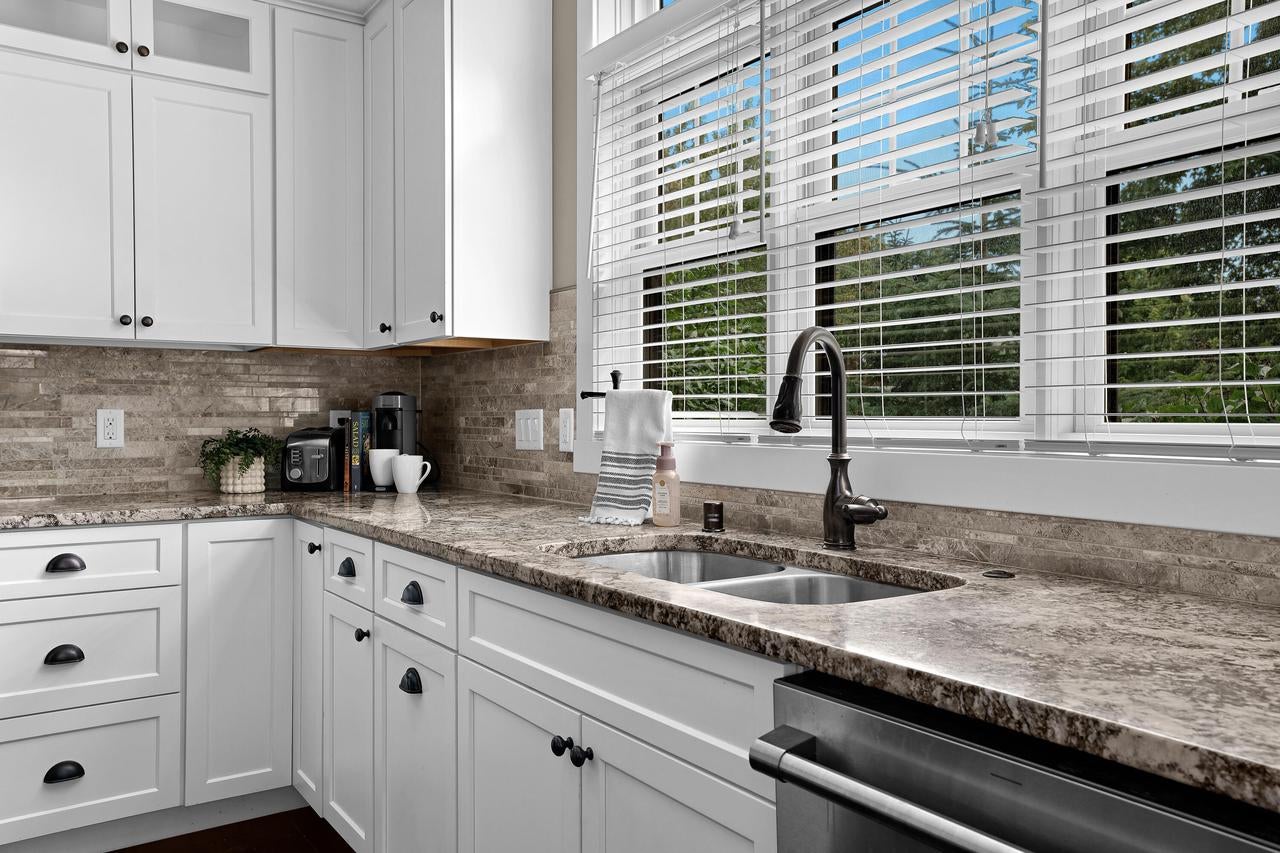 2380 Cobblestone COVE