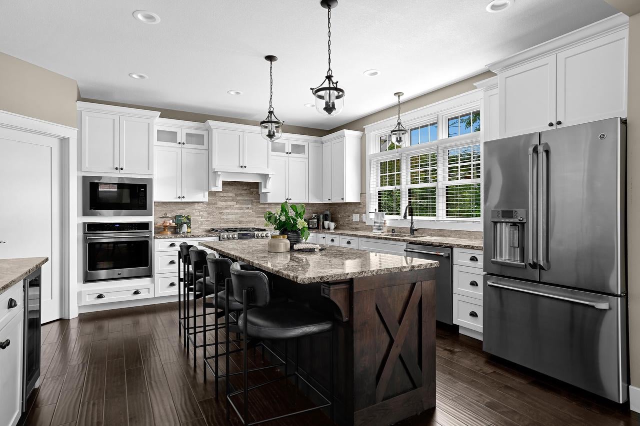 2380 Cobblestone COVE