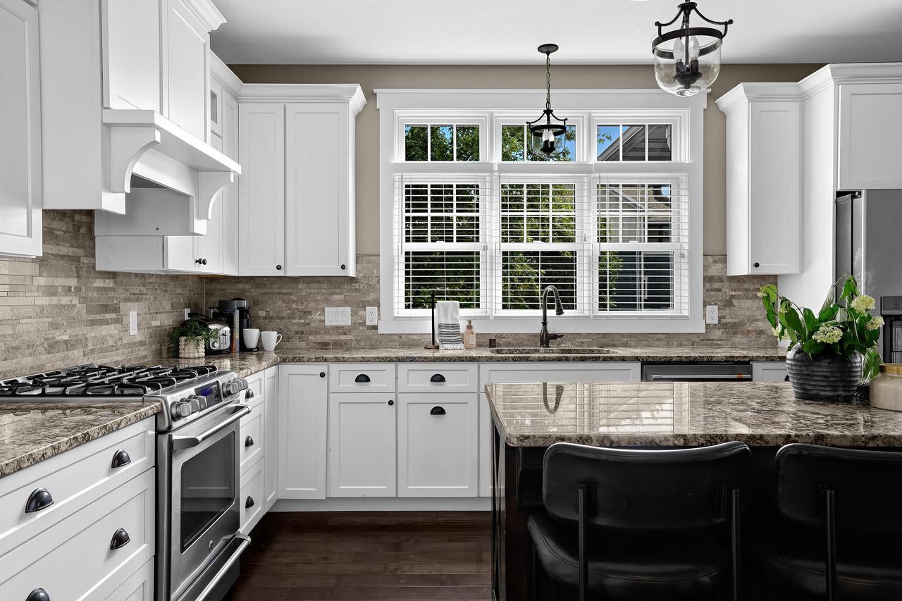 2380 Cobblestone COVE