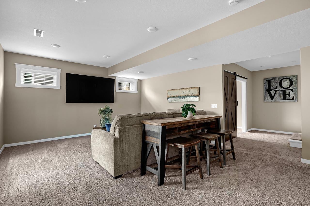 2380 Cobblestone COVE