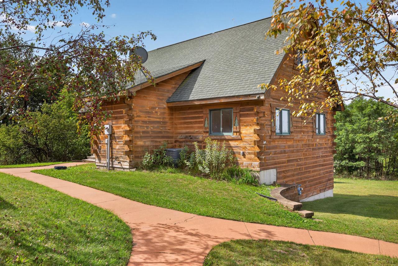 441 Overlook COURT
