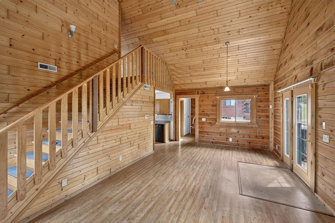 441 Overlook COURT