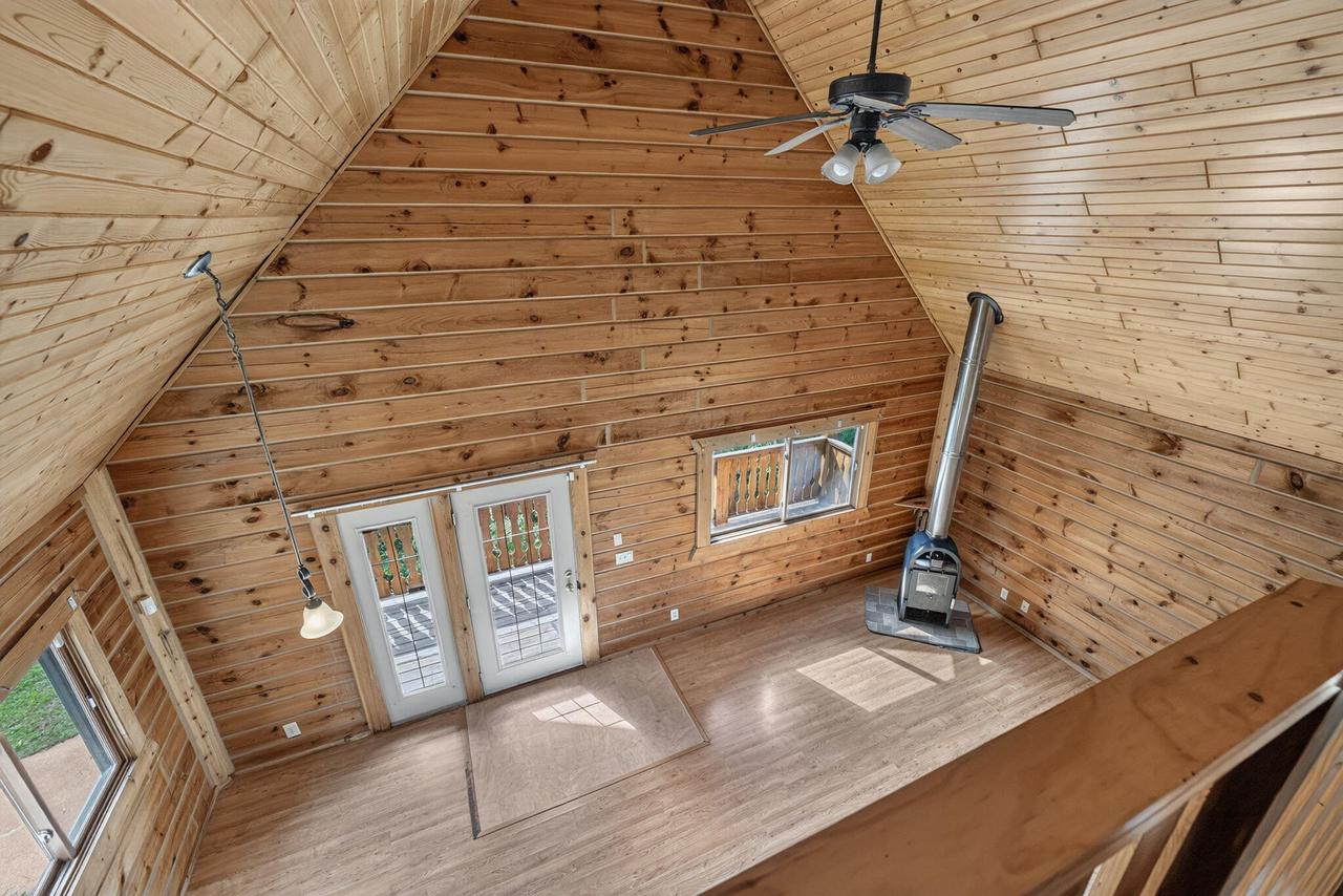 441 Overlook COURT
