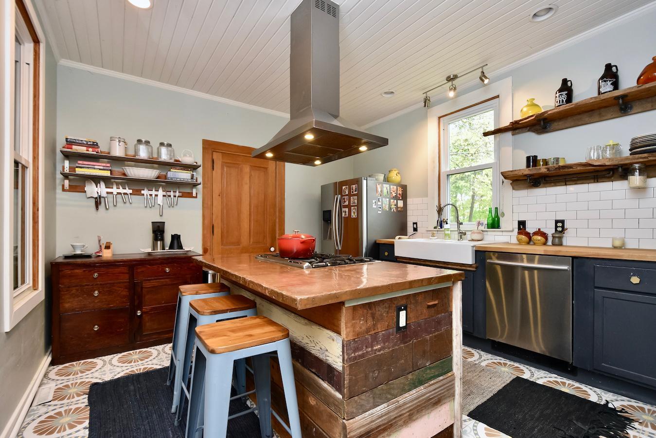 204 E Wabasha Street