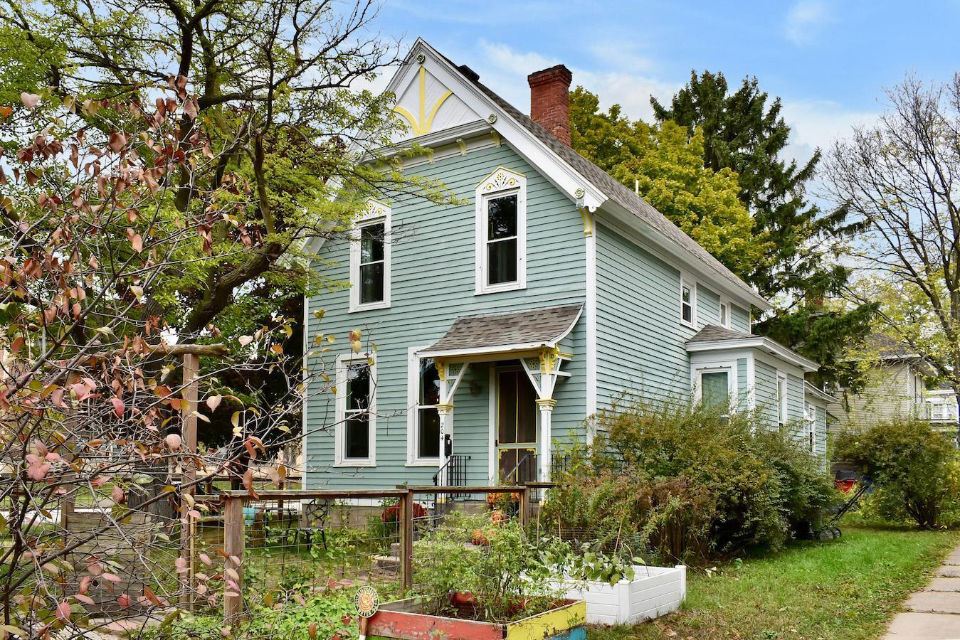 204 E Wabasha Street