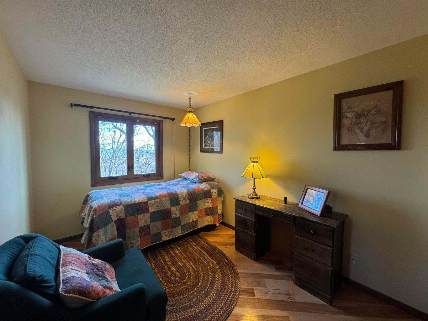 301 Hillview Boulevard