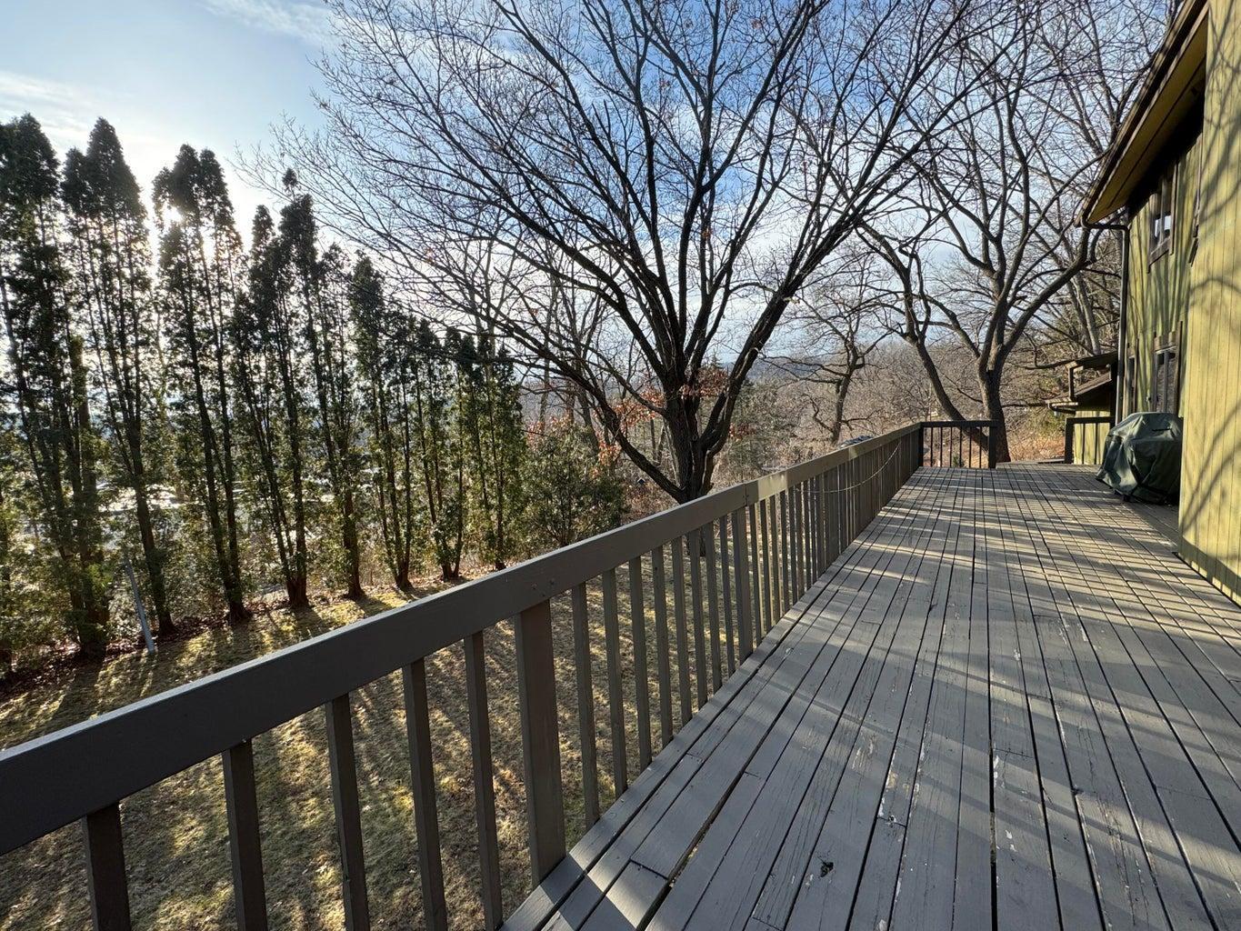 301 Hillview Boulevard