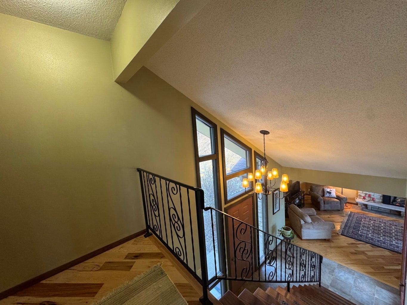 301 Hillview Boulevard