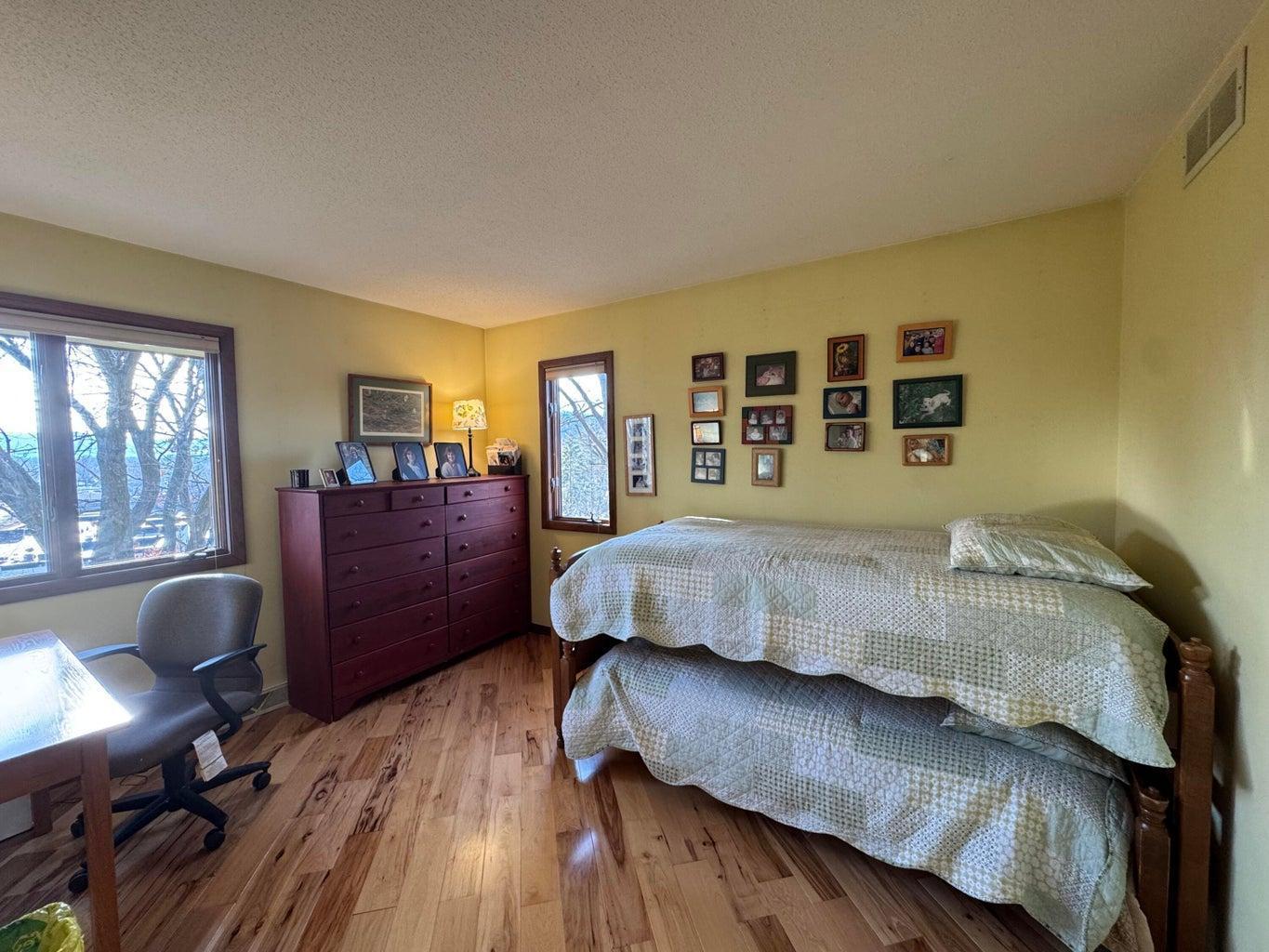 301 Hillview Boulevard