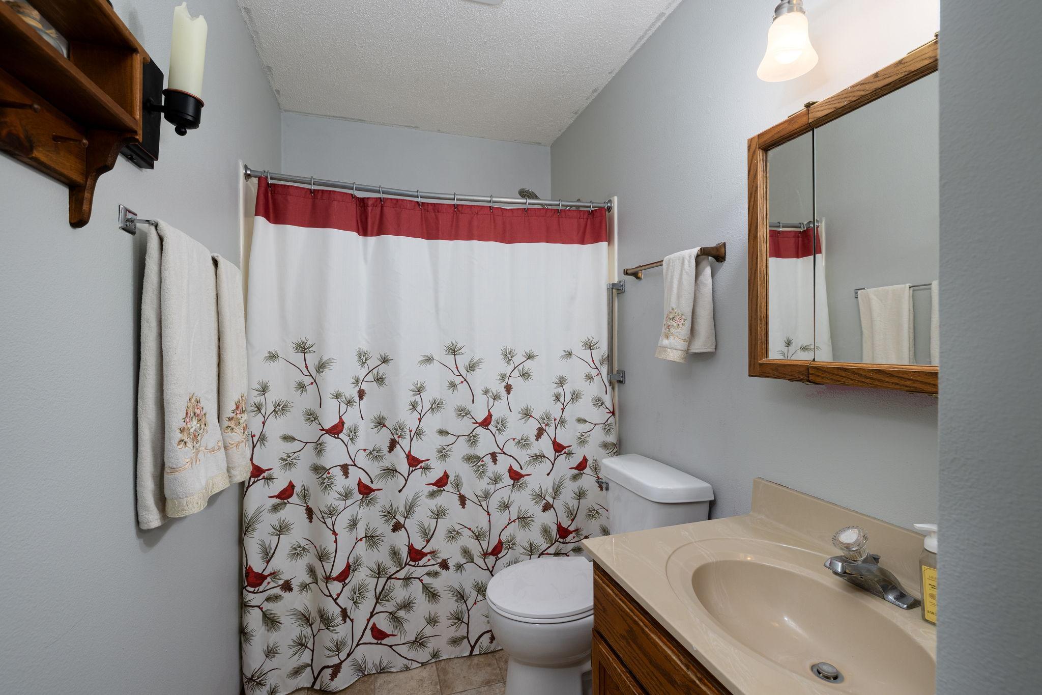 811 N Sprague Street Unit: 1