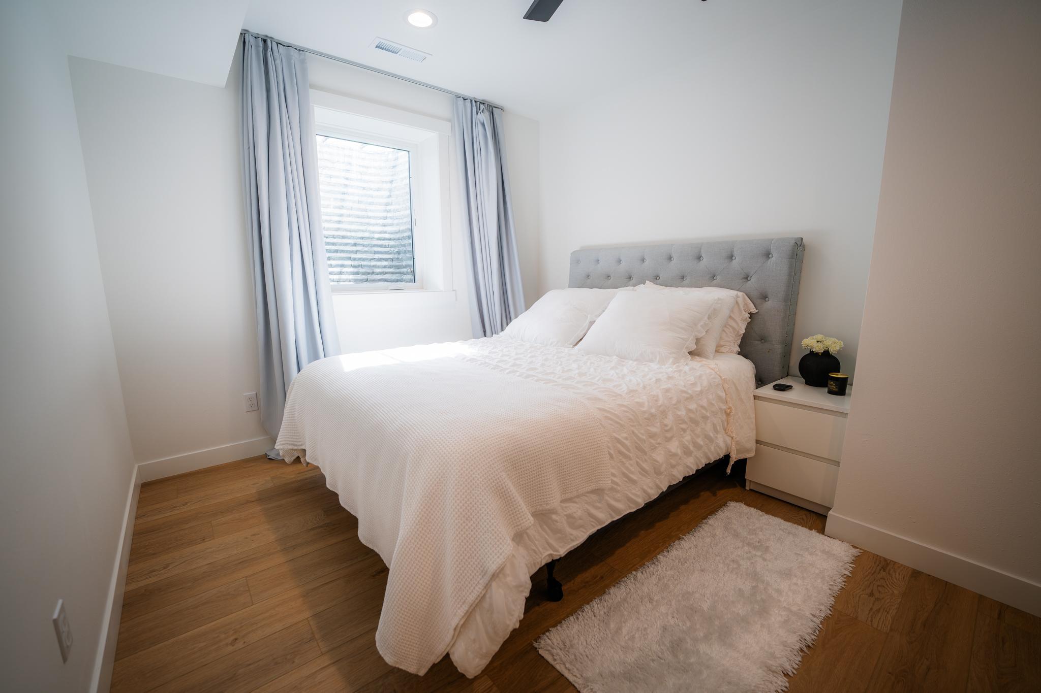 1713 Fox Glove Street