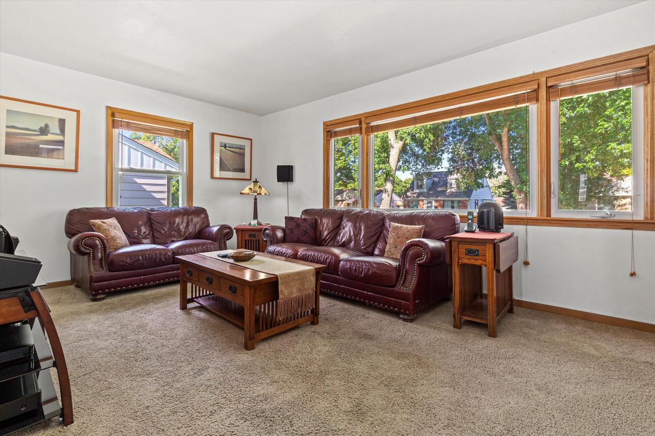 3257 S 50th STREET
