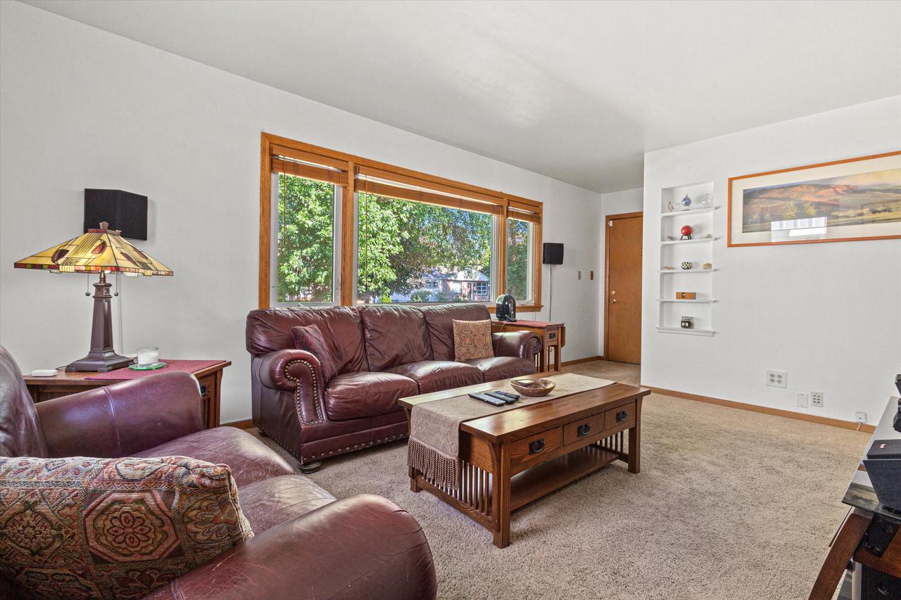 3257 S 50th STREET