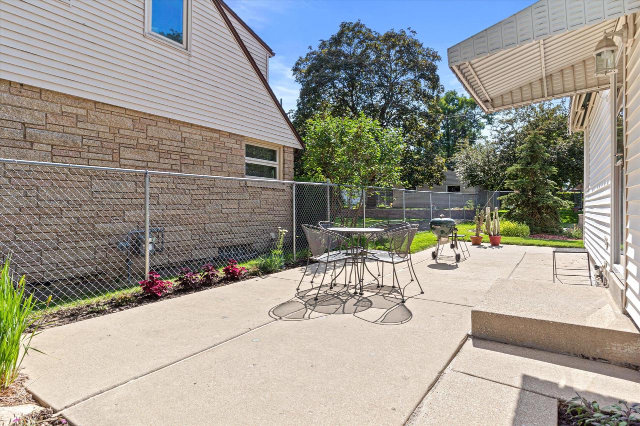 3257 S 50th STREET