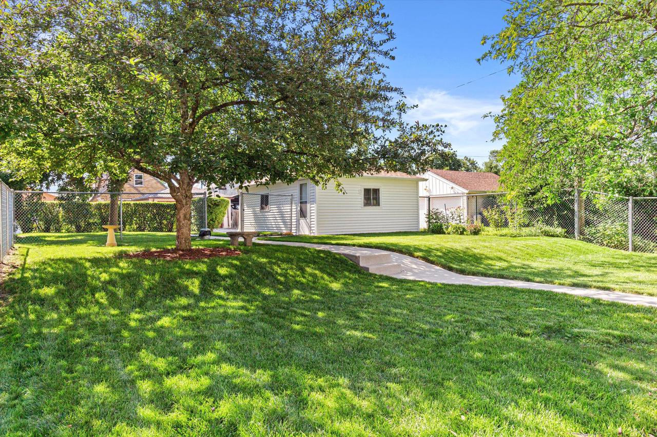 3257 S 50th STREET
