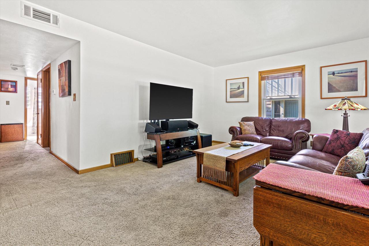3257 S 50th STREET