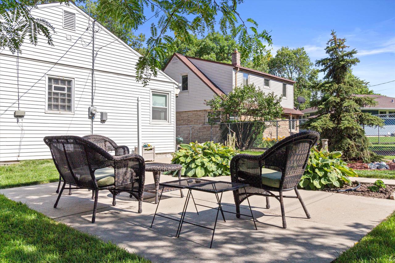 3257 S 50th STREET