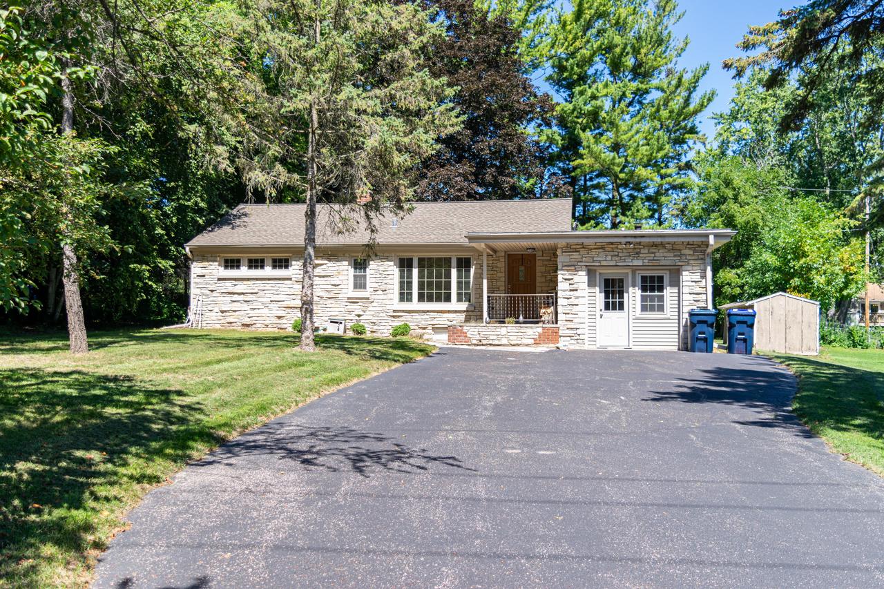 S36W26670 Genesee ROAD